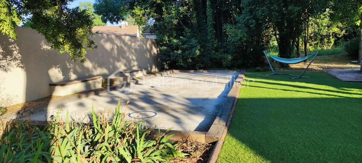 Maison à SOLLIES-PONT