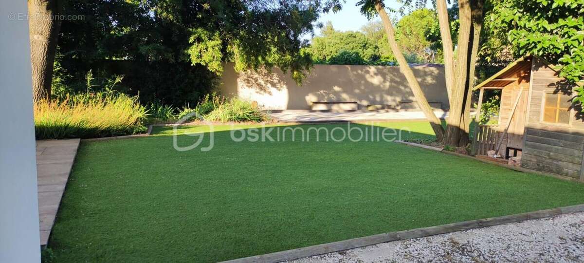 Maison à SOLLIES-PONT