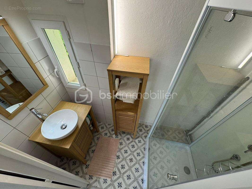 Maison à SOLLIES-PONT