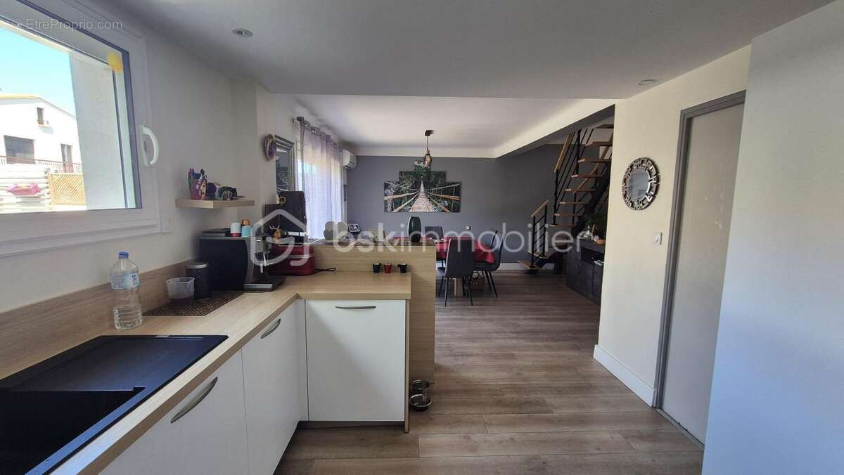 Maison à VILLENEUVE-DE-LA-RAHO