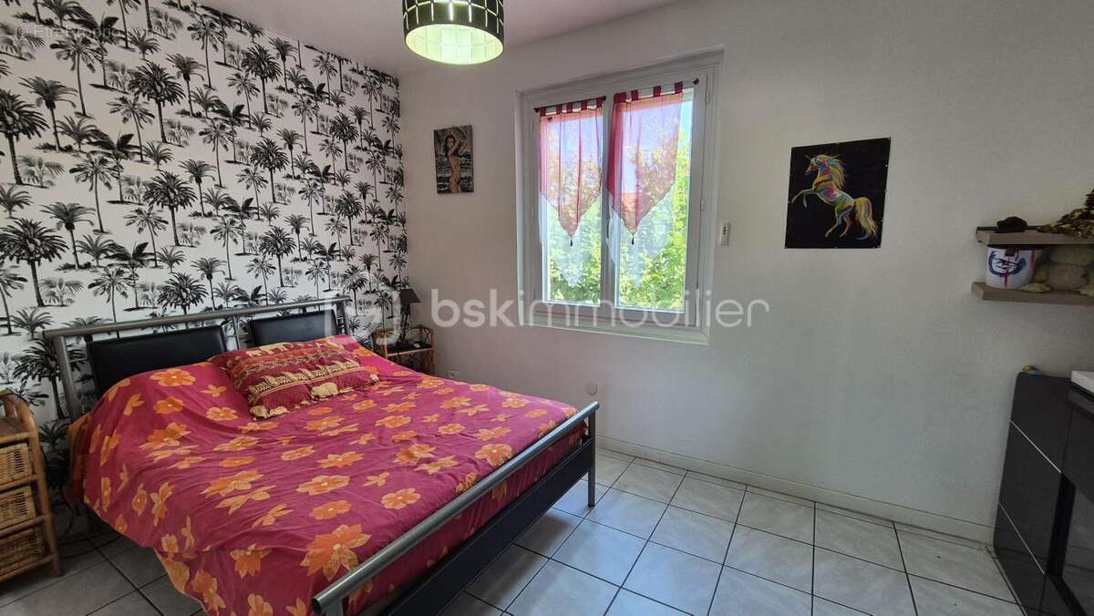 Maison à VILLENEUVE-DE-LA-RAHO