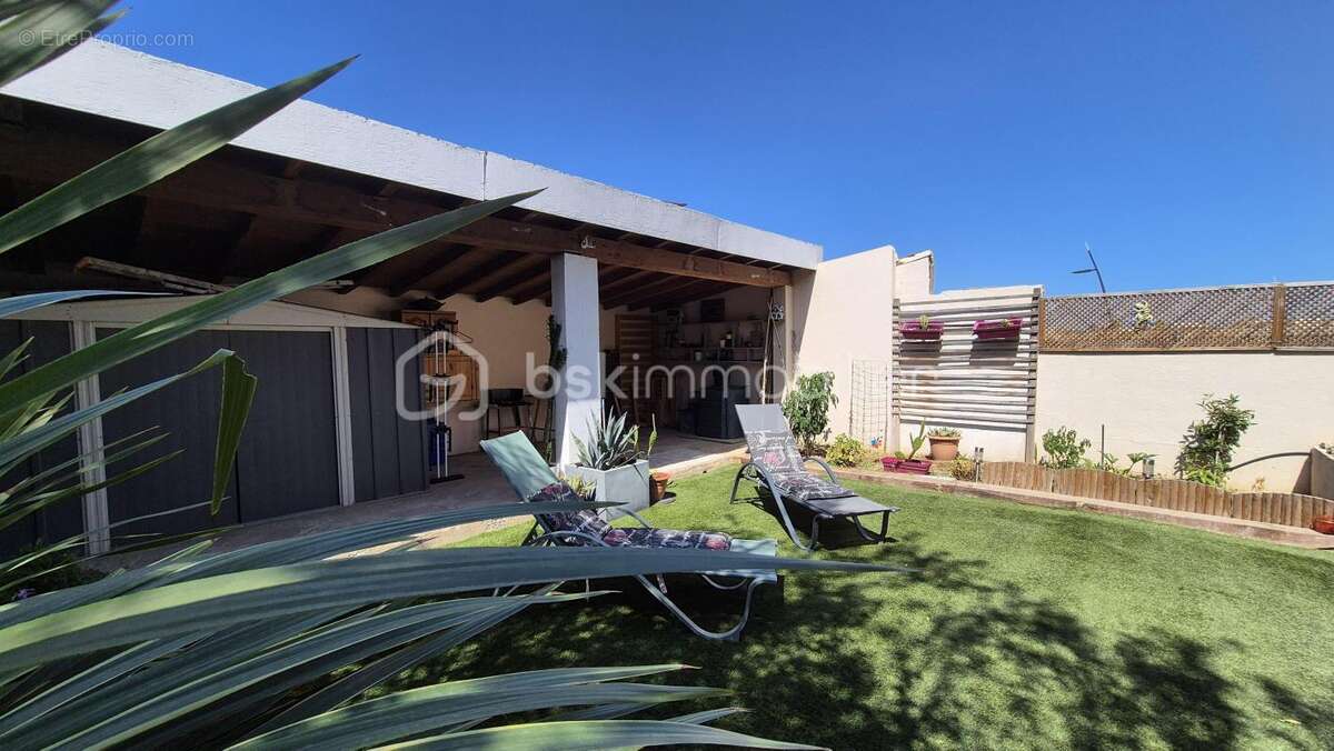 Maison à VILLENEUVE-DE-LA-RAHO