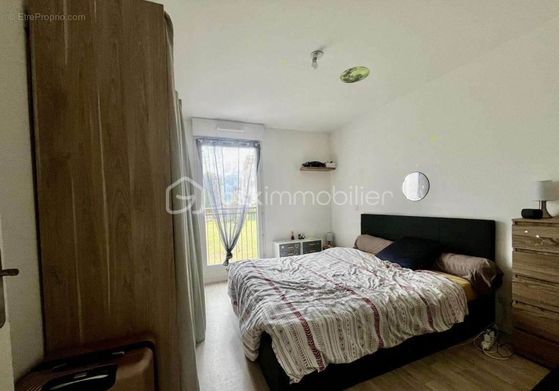 Appartement à VERT-SAINT-DENIS