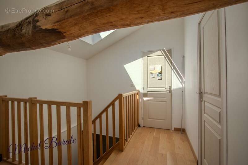 Maison à MONTROMANT