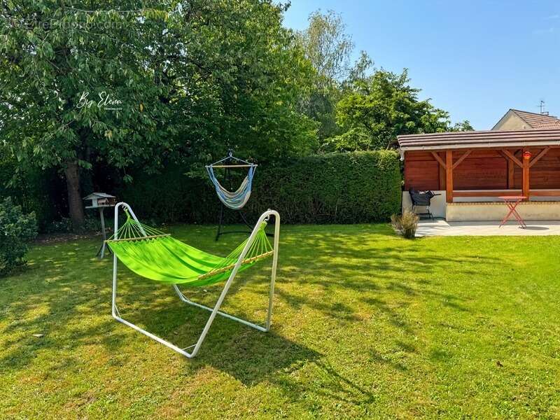 Maison à BUSSY-SAINT-GEORGES