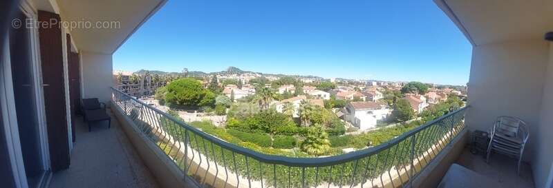 Appartement à HYERES