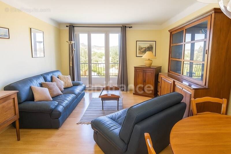 Appartement à HYERES