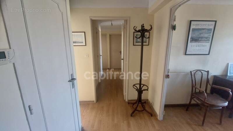 Appartement à HYERES