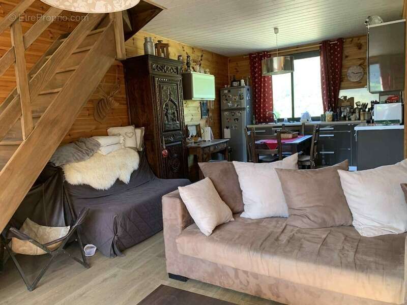 Appartement à LUS-LA-CROIX-HAUTE