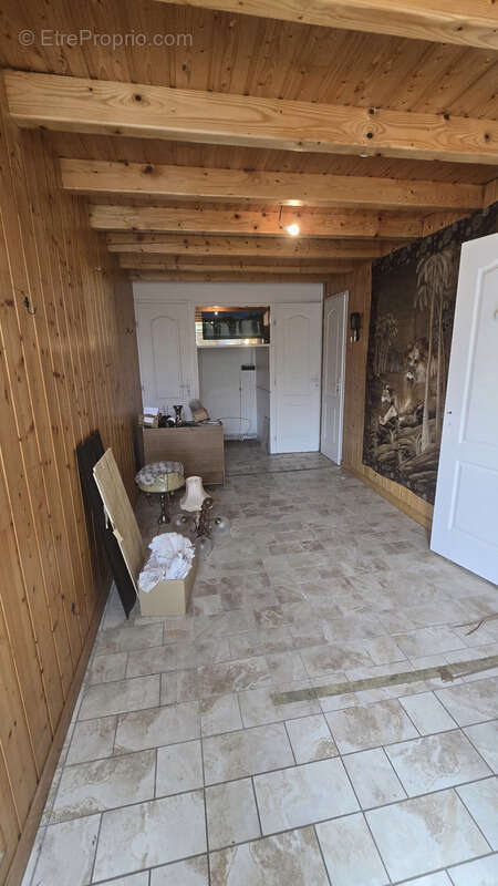 Maison à SAINT-JULIEN-LABROUSSE