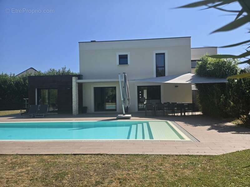 Maison à JOUE-LES-TOURS