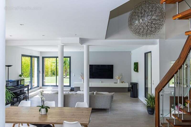 Maison à JOUE-LES-TOURS