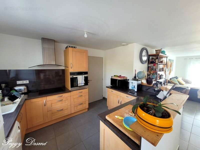 Maison à MONCOUTANT