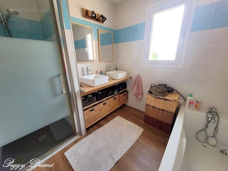 Maison à MONCOUTANT