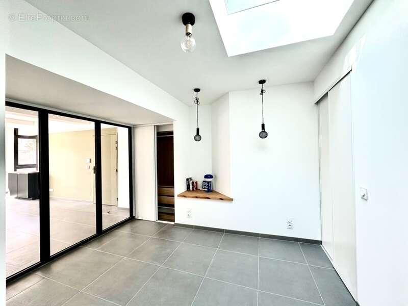 Appartement à MARSEILLE-12E