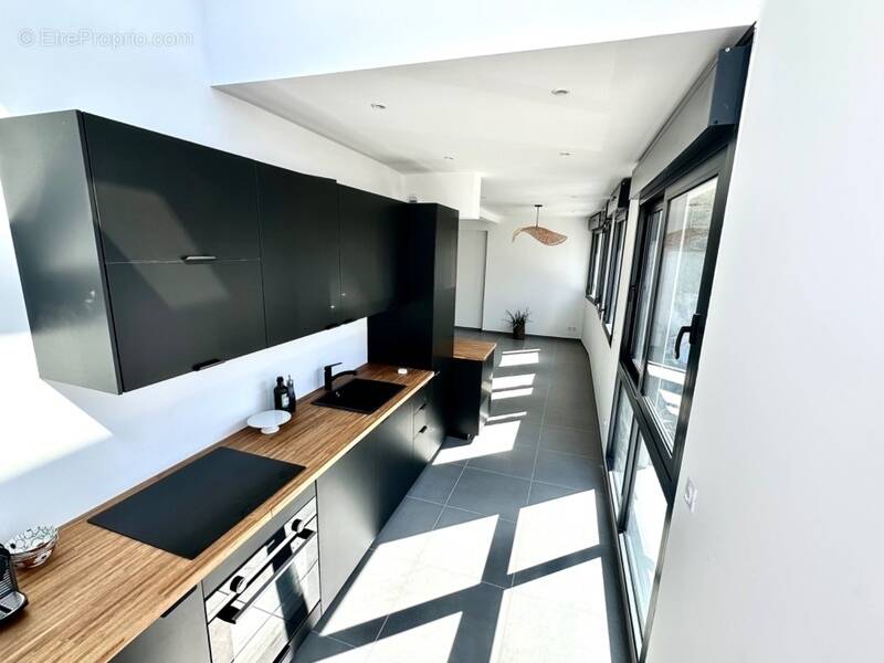 Appartement à MARSEILLE-12E