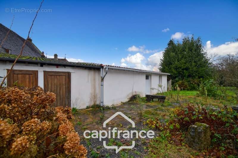 Maison à SAINT-GERMAIN-DU-BOIS