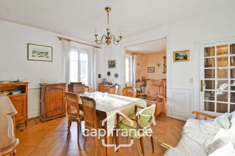 Maison à SAINT-GERMAIN-DU-BOIS