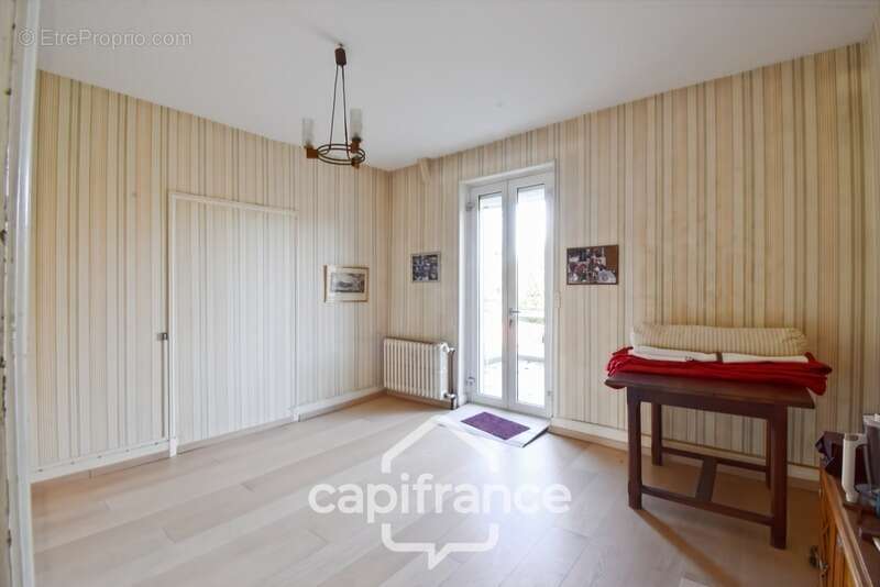 Maison à SAINT-GERMAIN-DU-BOIS