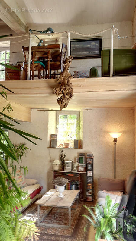 Maison à CELLES-SUR-BELLE