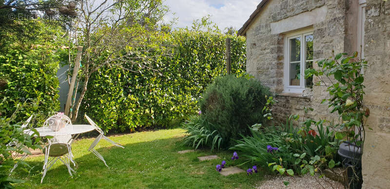 Maison à CELLES-SUR-BELLE