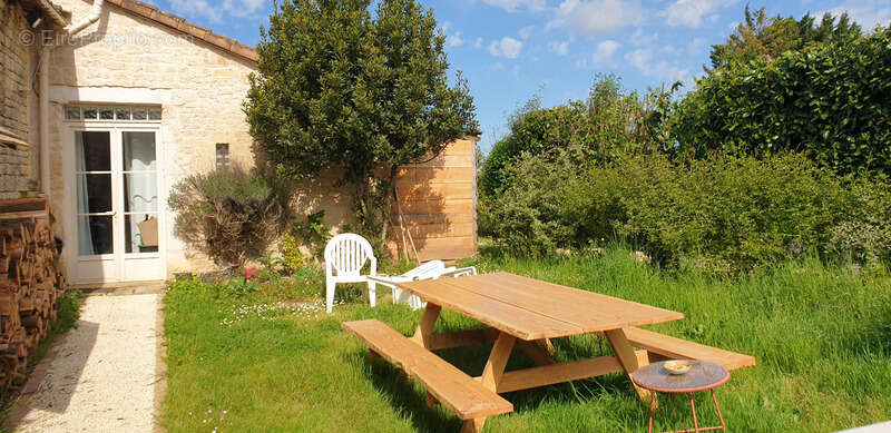 Maison à CELLES-SUR-BELLE
