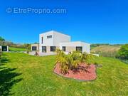 Maison à SERRES-CASTET