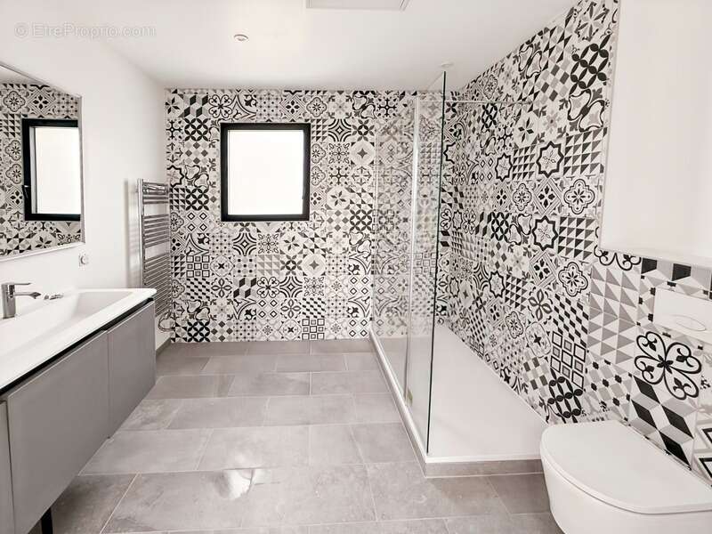 Maison à SERRES-CASTET