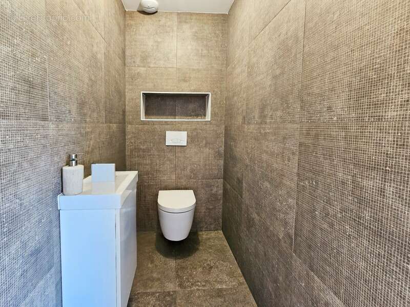 Maison à SERRES-CASTET