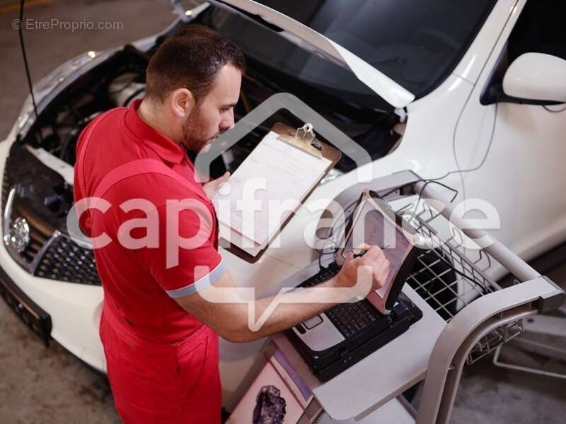 Commerce à SOMMIERES