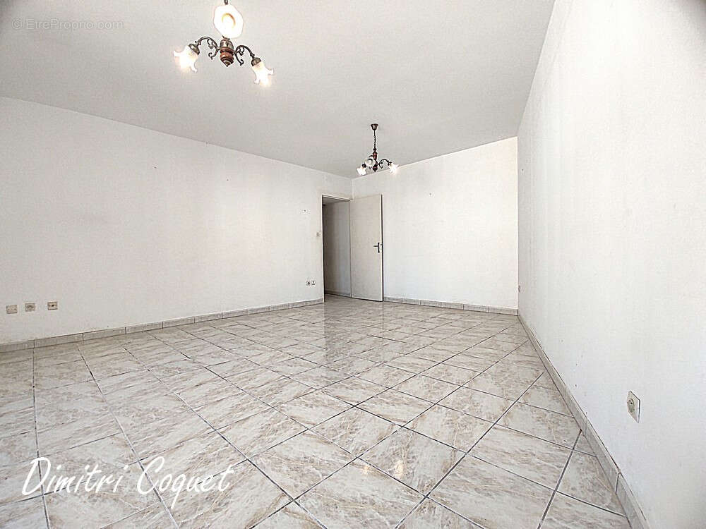 Maison à LEZIGNAN-CORBIERES