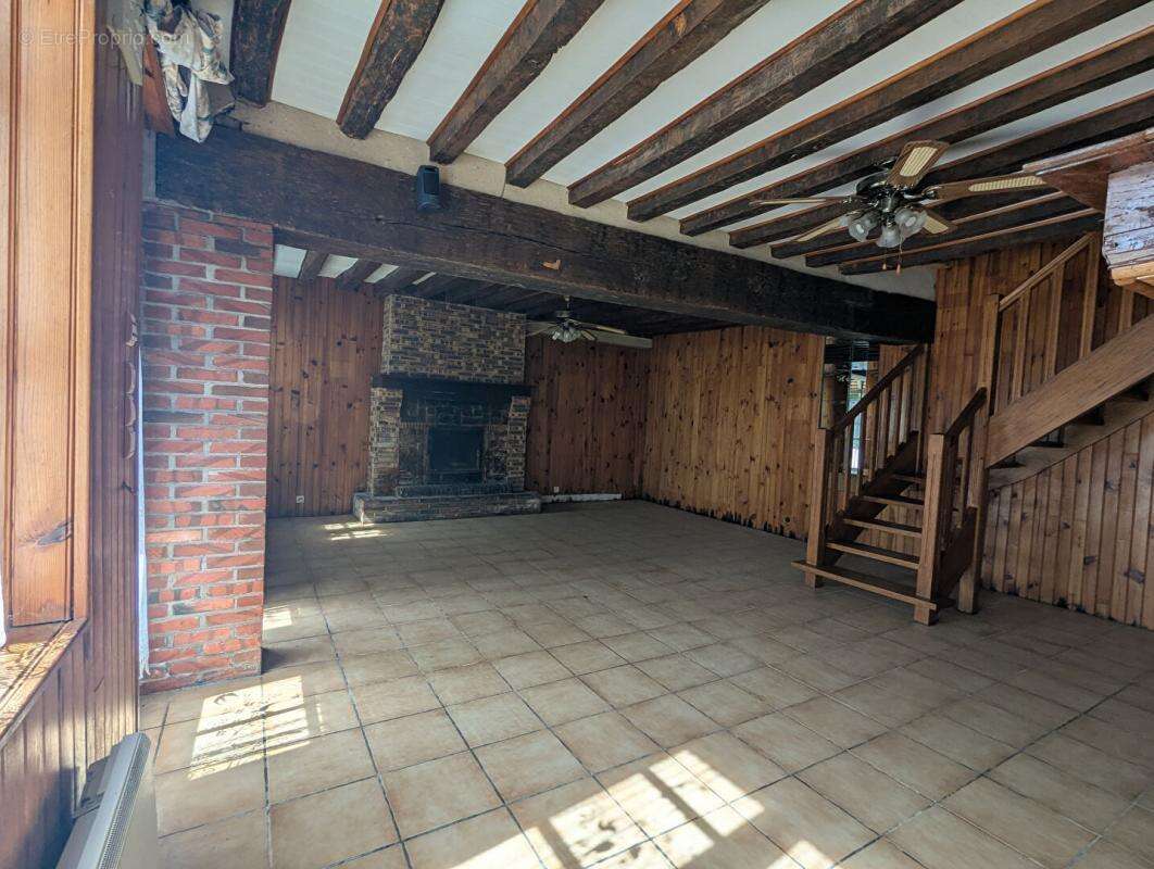 Maison à MOUTIERS-AU-PERCHE