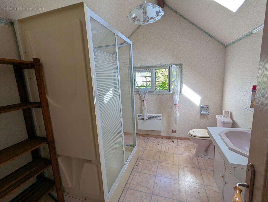 Maison à MOUTIERS-AU-PERCHE