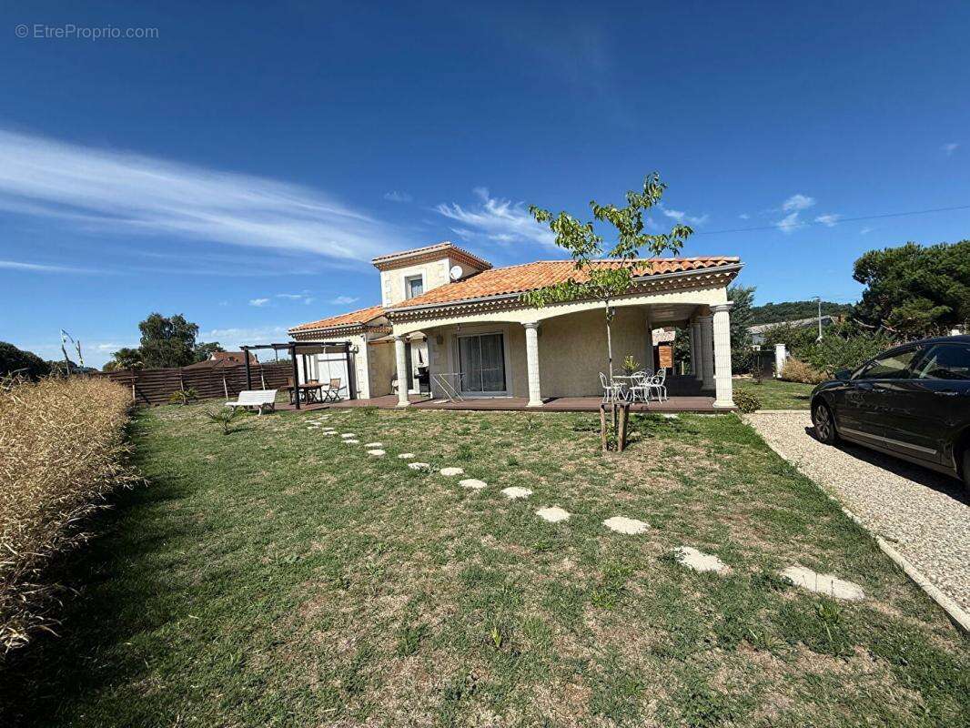 Maison à COULOUNIEIX-CHAMIERS