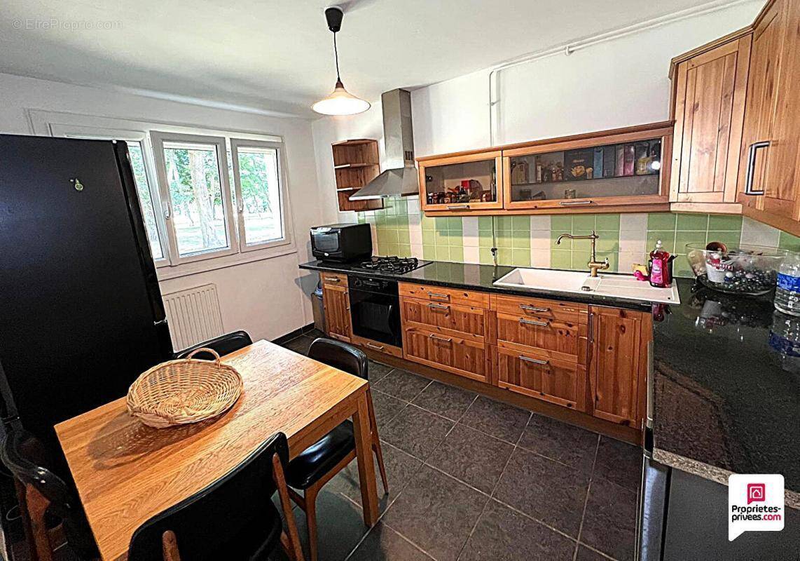 Appartement à VERNEUIL-SUR-SEINE