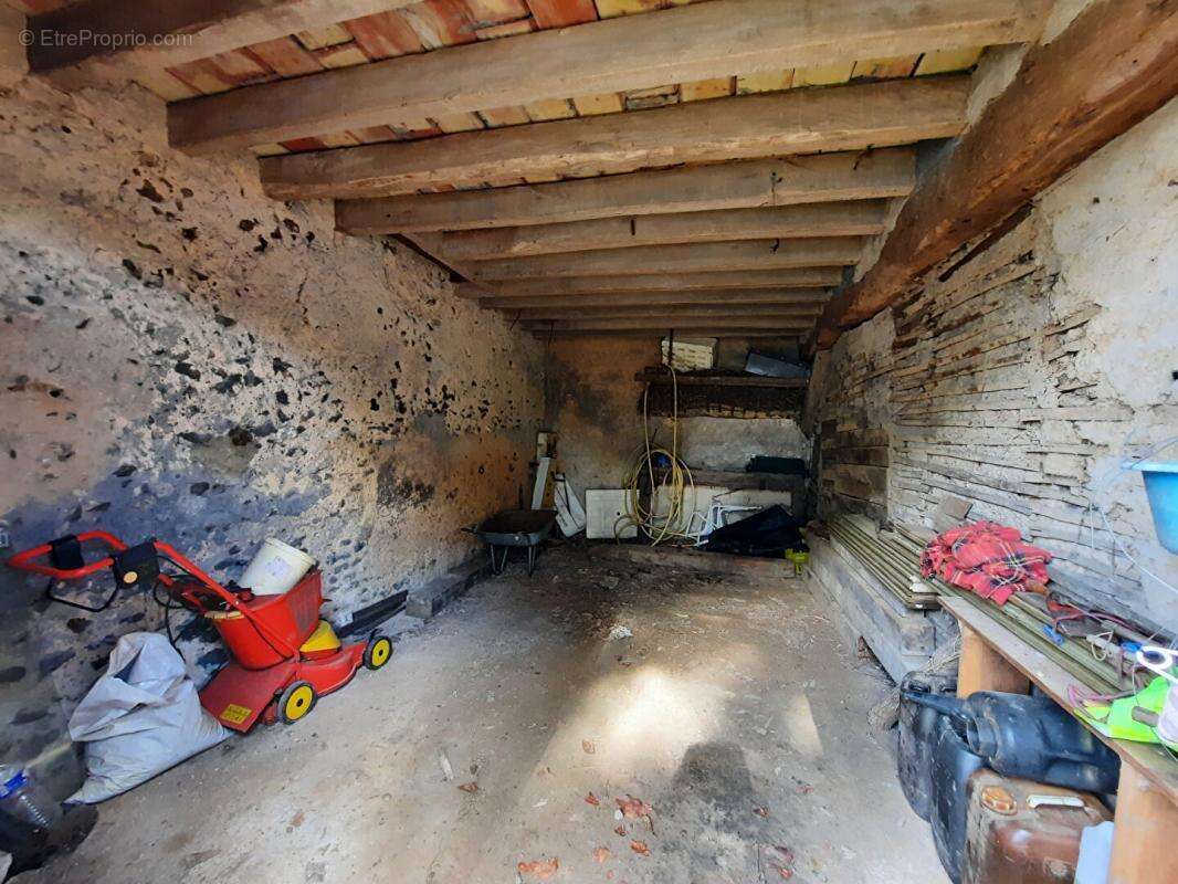 Maison à SAINT-JEAN-FROIDMENTEL