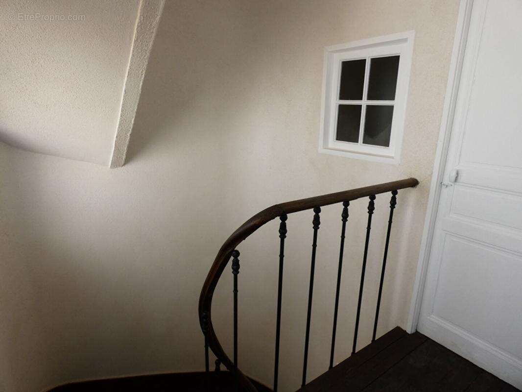 Maison à IVRY-LA-BATAILLE