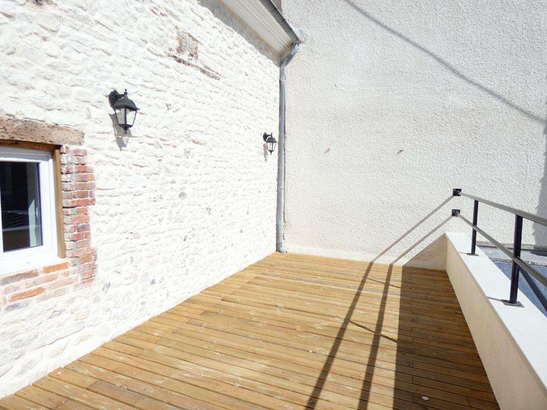 Maison à IVRY-LA-BATAILLE