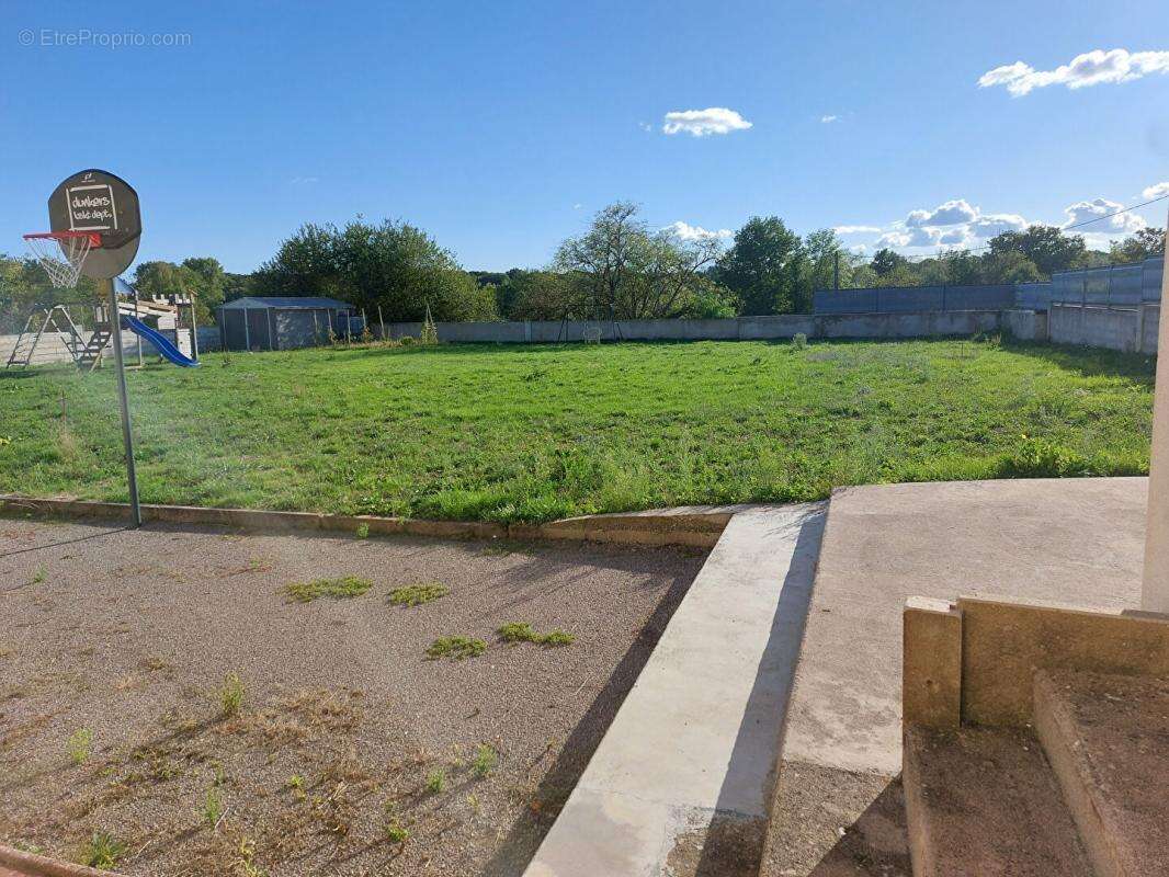 Maison à PERRECY-LES-FORGES