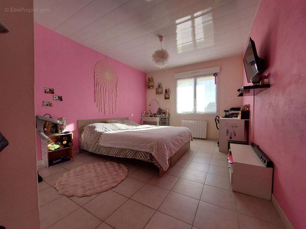 Maison à PERRECY-LES-FORGES