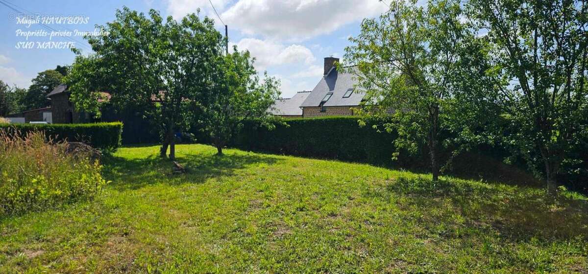 Maison à LES LOGES-MARCHIS