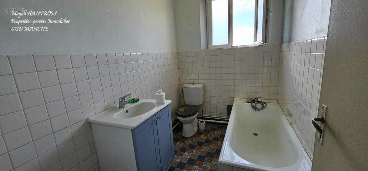 Maison à LES LOGES-MARCHIS