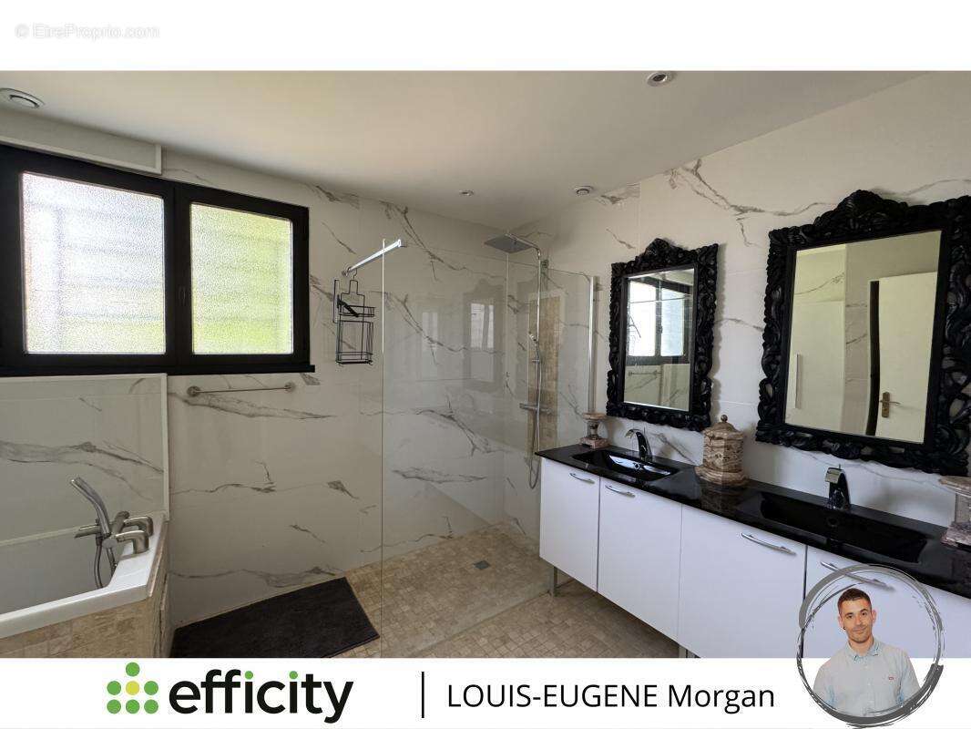 Maison à CHATELLERAULT