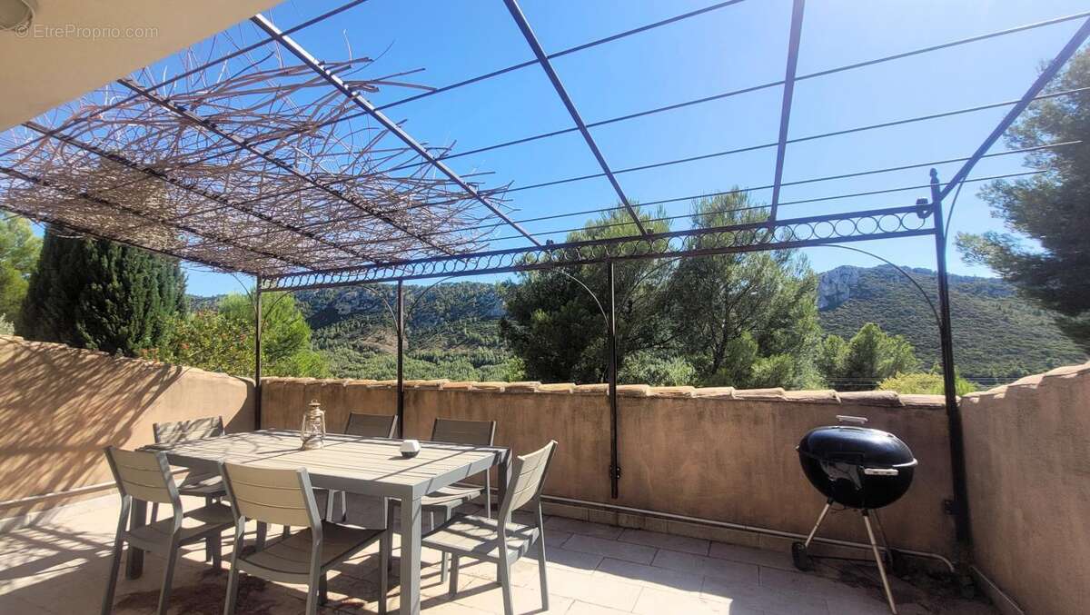 Appartement à LE BEAUSSET