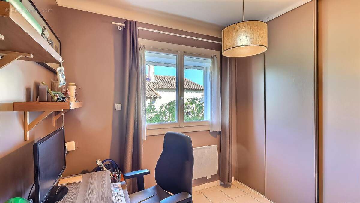 Maison à BOUILLARGUES