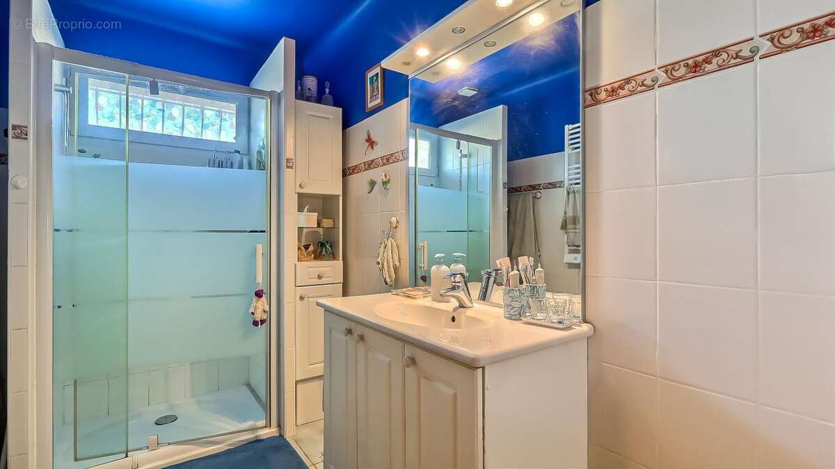 Maison à BOUILLARGUES