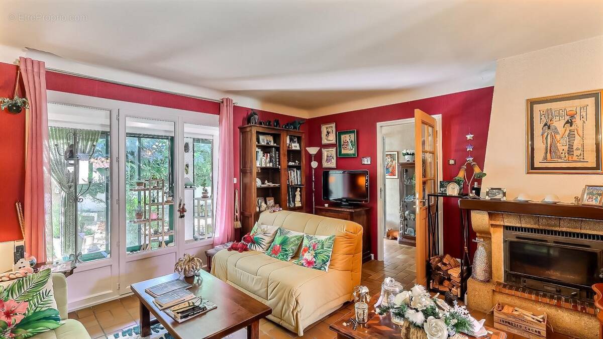 Maison à BOUILLARGUES