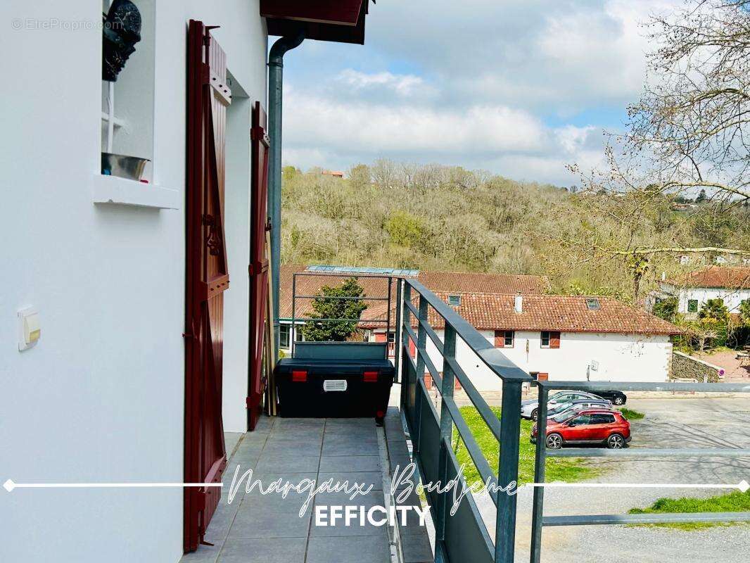 Appartement à LA BASTIDE-CLAIRENCE