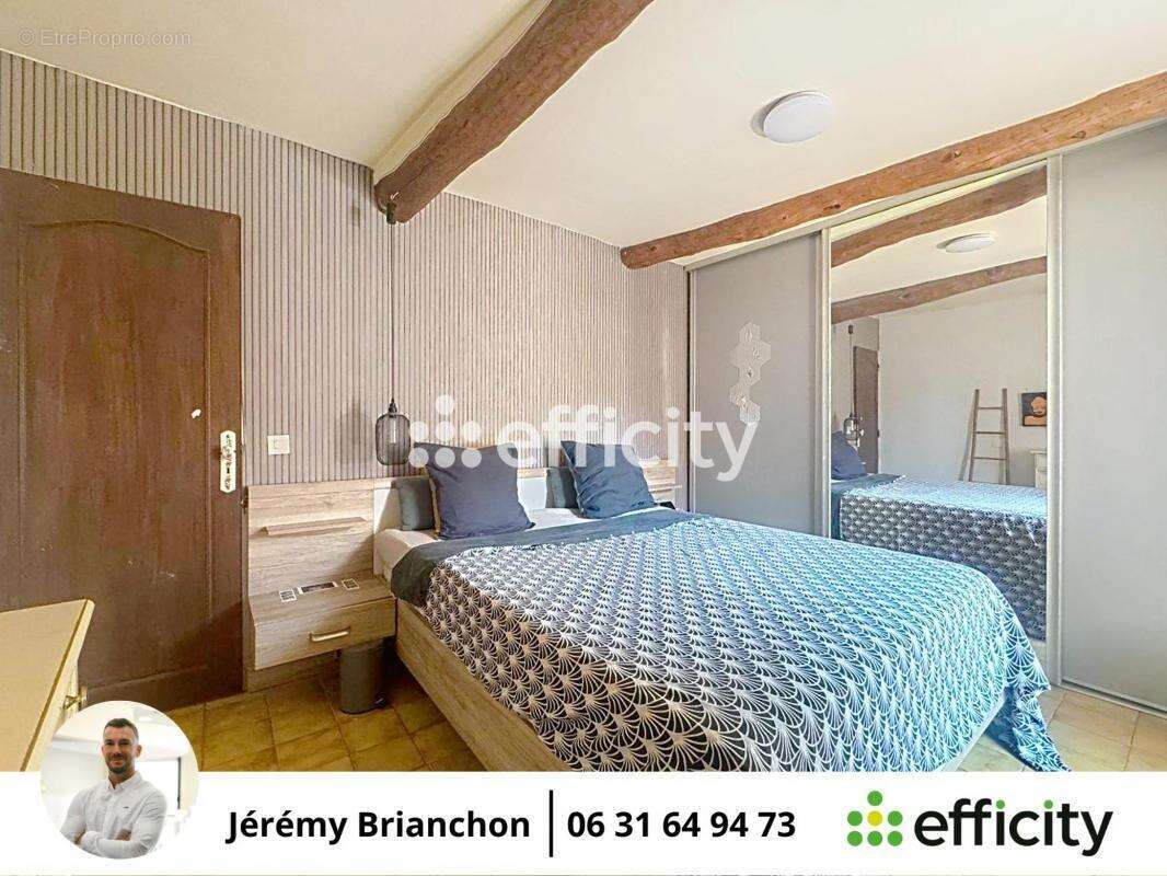 Maison à POURRIERES