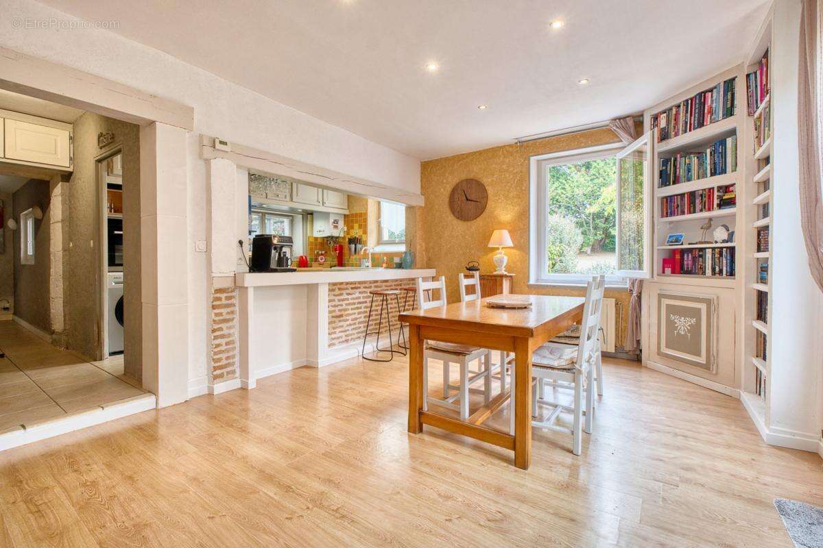 Maison à TOCANE-SAINT-APRE